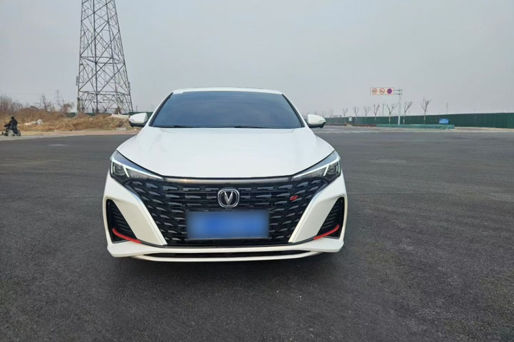 长安 逸动 2024款 PLUS 蓝鲸NE 1.4T GDI DCT高能版车身外观6001