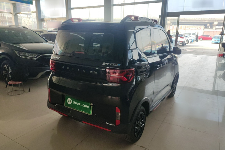 五菱汽车 宏光MINIEV 2022款 GAMEBOY 200km 玩咖款 磷酸铁锂车身外观6005