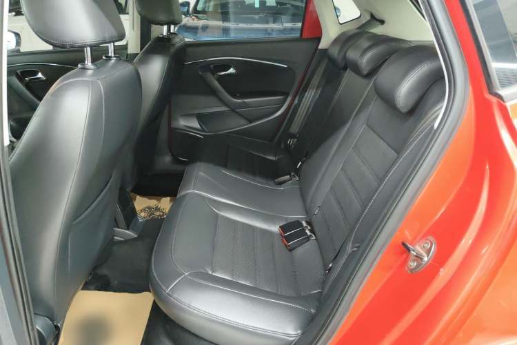 大众 Polo 2014款 1.6L 自动豪华版中控内饰21