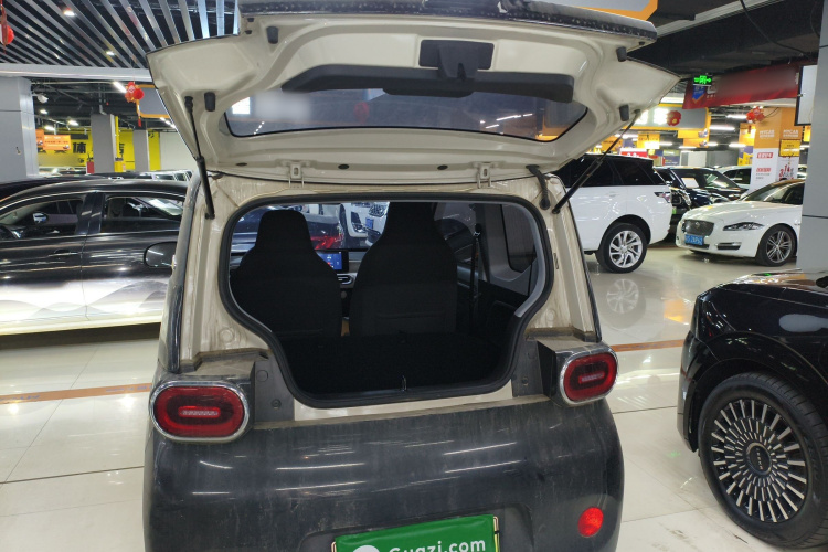 五菱汽车 宏光MINIEV 2024款 第三代 215km 进阶版机舱底盘23