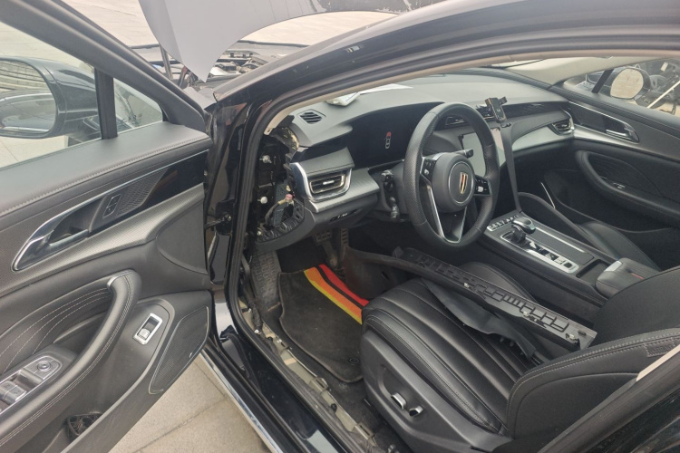 红旗H5 2023款 1.5T DCT智联旗韵版中控内饰20