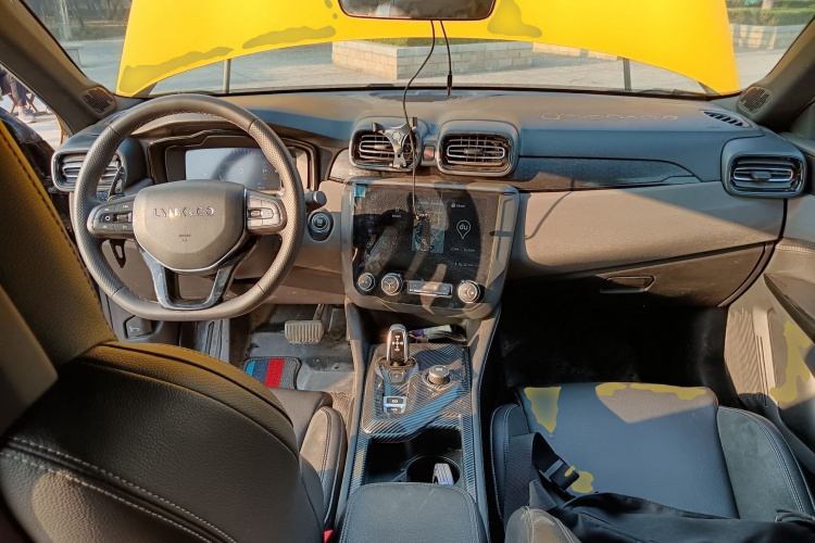 领克03 2021款 1.5TD DCT劲Plus中控内饰12