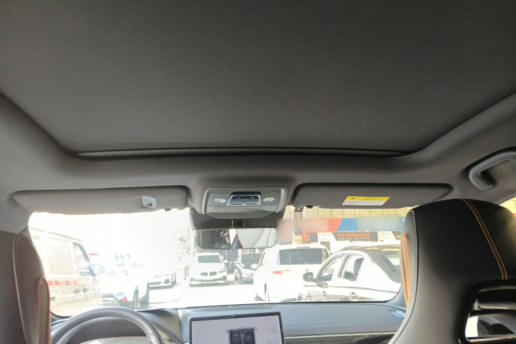 比亚迪 宋PLUS新能源 2023款 冠军版 EV 520KM 旗舰型中控内饰22