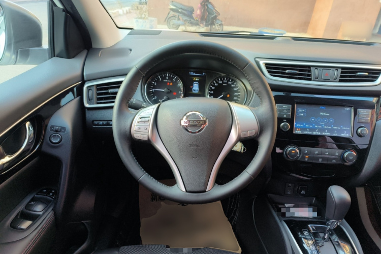 日产 逍客 2017款 2.0L CVT智享版 国VI中控内饰13