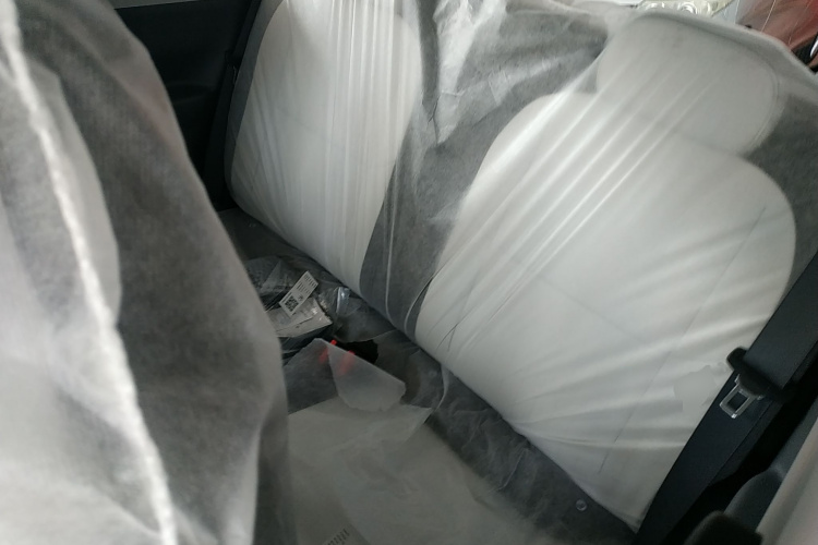 吉利银河 熊猫 2025款 210km 元气熊中控内饰21