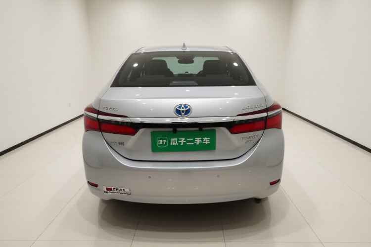 丰田 卡罗拉 2016款 双擎 1.8L E-CVT精英版车身外观6
