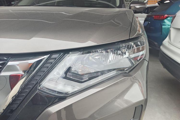 日产 奇骏 2019款 2.0L CVT舒适版 2WD车身外观6005