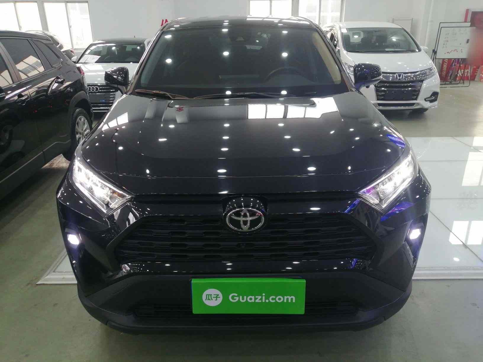丰田 RAV4荣放 2024款 2.0L CVT两驱都市版(1)