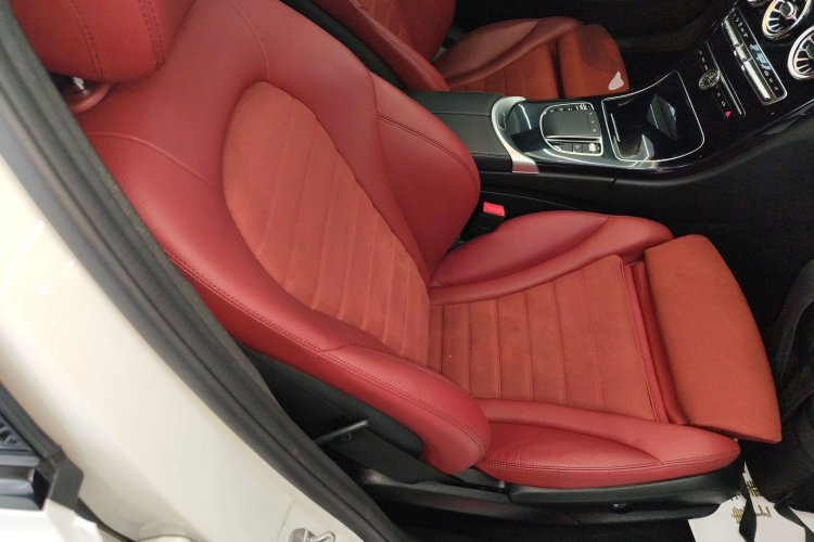 奔驰C级 2020款 改款 C 260 运动版局部细节41