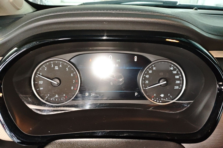 别克GL8 2023款 陆上公务舱 智慧尊贵型局部细节14