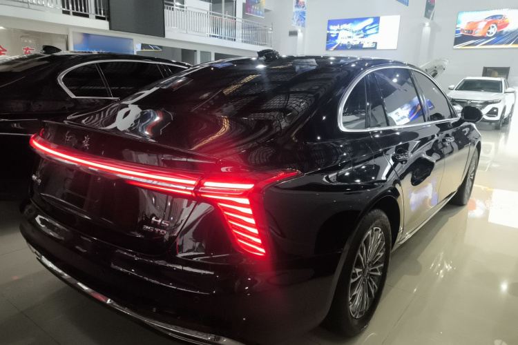 红旗H5 2024款 1.5T DCT智联旗韵版车身外观7