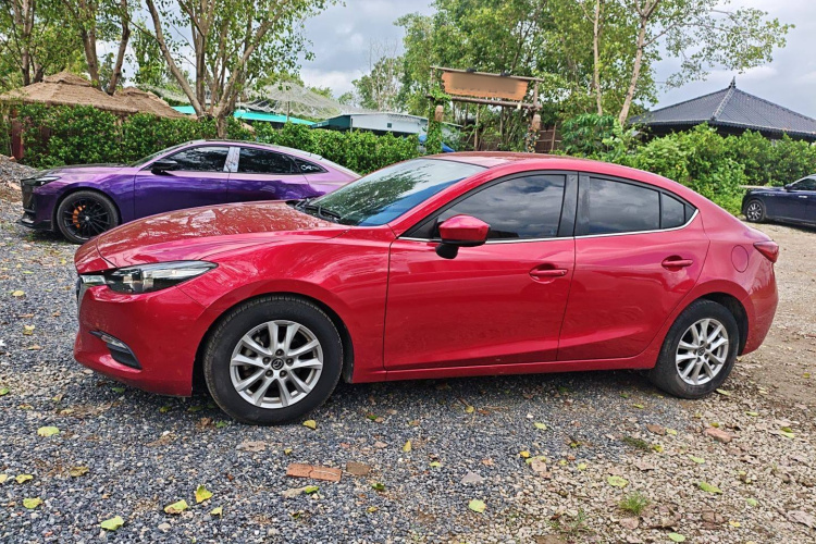 马自达3 昂克赛拉 2019款 云控版 三厢 1.5L 自动舒适型 国VI车身外观4