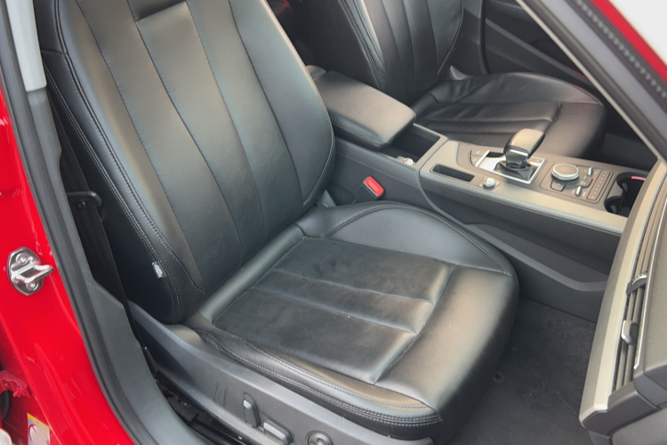 奥迪A4L 2017款 Plus 40 TFSI 进取型局部细节41