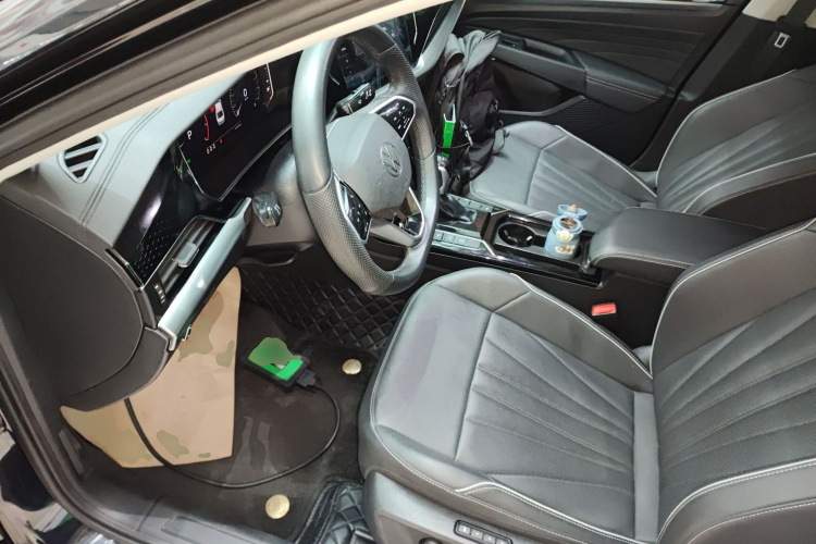 大众 帕萨特 2024款 380TSI 星空精英版中控内饰7003