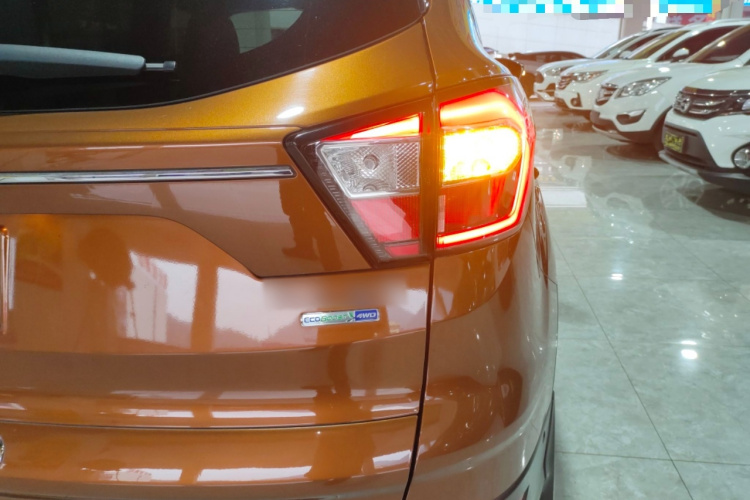 福特 翼虎 2017款 EcoBoost 245 四驱运动型车身外观9