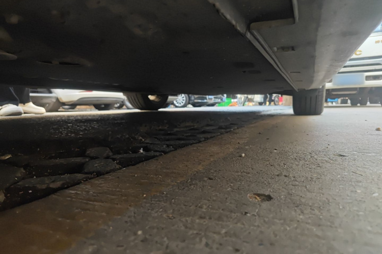 起亚K5 2016款 2.0T 自动PRM局部细节9004