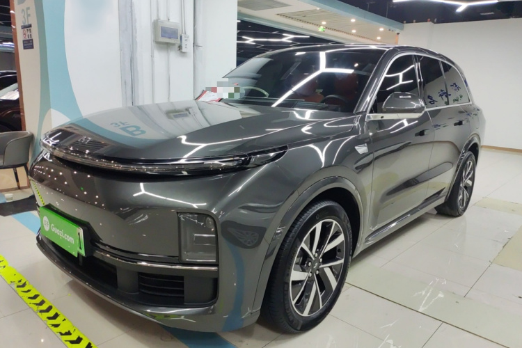 理想汽车 理想L8 2023款 Pro车身外观1