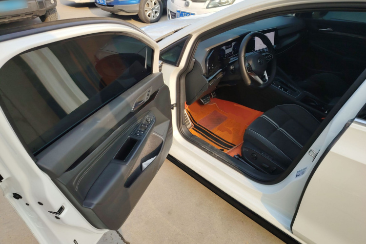 大众 高尔夫 2023款 改款 280TSI DSG R-Line中控内饰7003