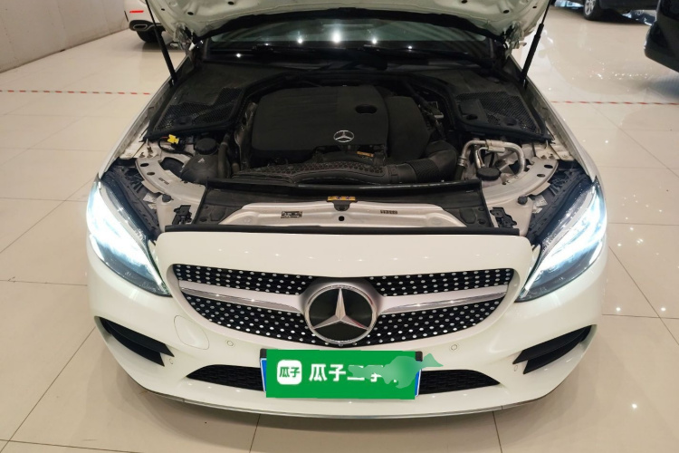 奔驰C级 2021款 C 260 L 运动版机舱底盘24