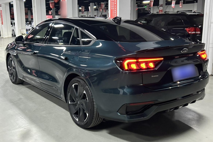 福特 蒙迪欧 2023款 1.5T E-混动 ST-Line车身外观6004