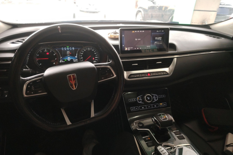 红旗H5 2020款 1.8T 自动智联旗韵版中控内饰7002