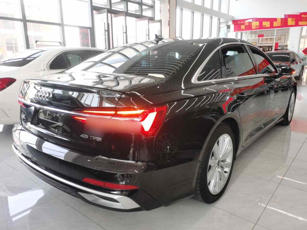 奥迪A6L 2024款 45 TFSI 臻选动感型(5)
