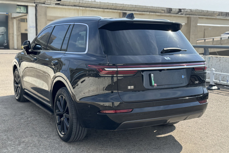 理想汽车 理想ONE 2021款 增程6座版车身外观6005