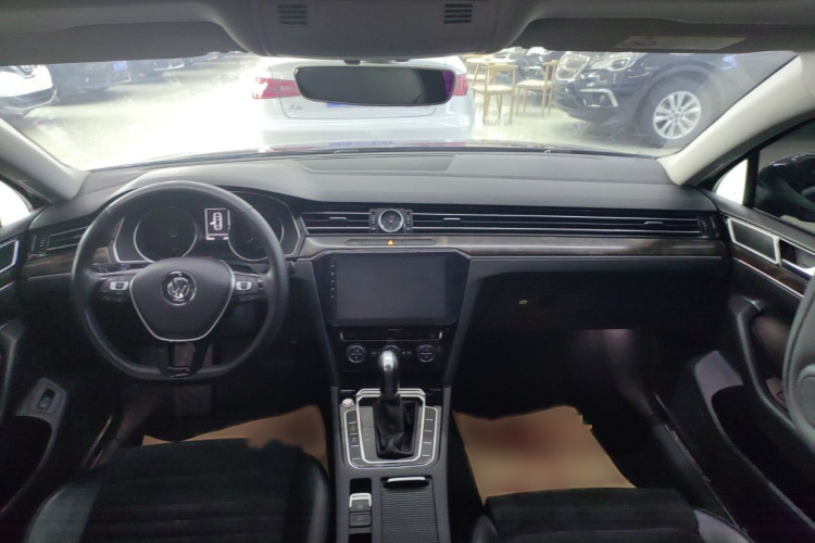 大众 迈腾 2017款 330TSI DSG 豪华型中控内饰7003