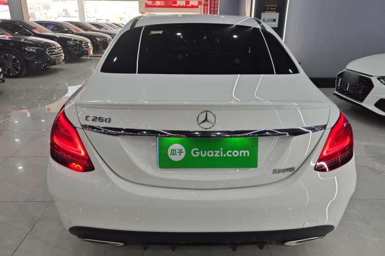 奔驰C级 2021款 C 260 星耀臻藏版车身外观6