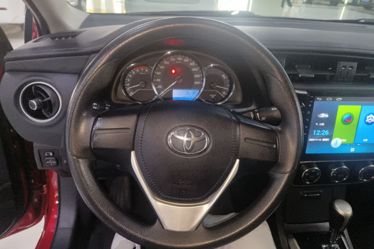 丰田 卡罗拉 2017款 改款 1.2T S-CVT GL中控内饰13