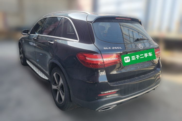 奔驰GLC 2019款 GLC 260 L 4MATIC 豪华型车身外观5