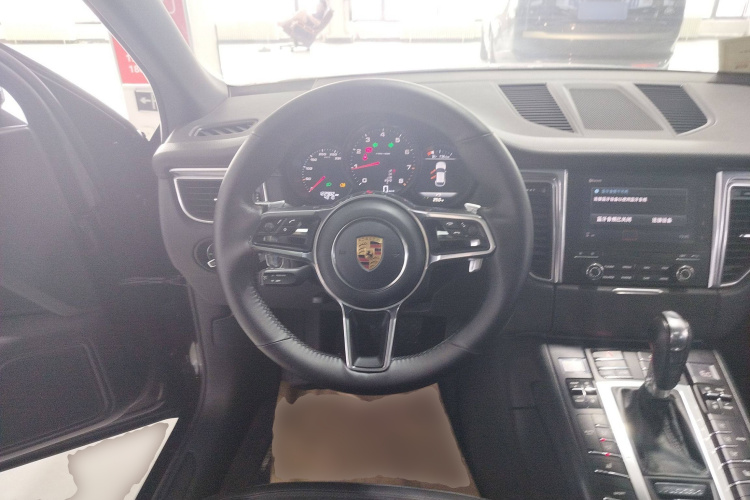 保时捷 2017款  Macan 2.0T中控内饰13