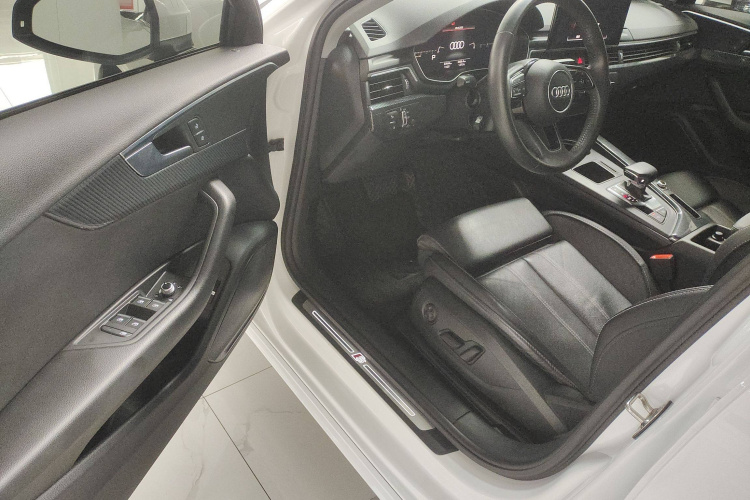 奥迪A4L 2020款 40 TFSI 时尚动感型局部细节19