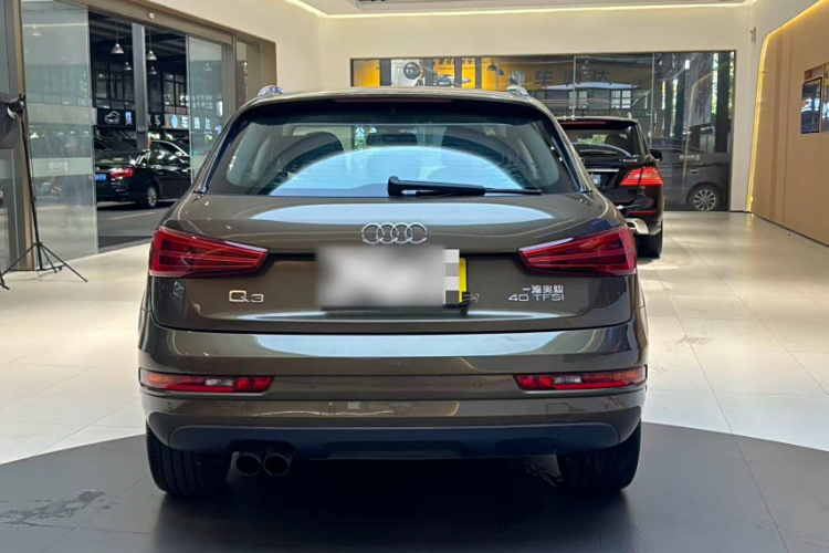 奥迪Q3 2018款 30周年年型 30 TFSI 时尚型车身外观6005