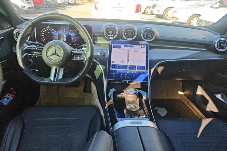 奔驰C级 2023款 改款 C 260 L 运动版中控内饰12