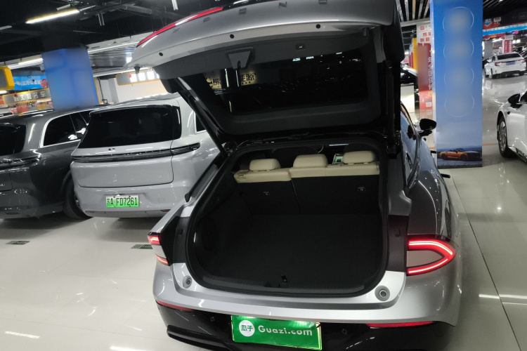 小鹏P7+ 2024款 长续航 Max机舱底盘23