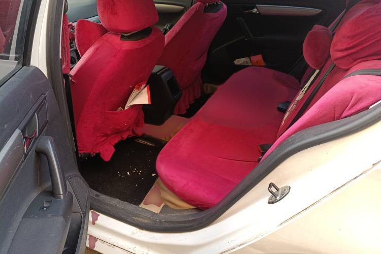 大众 朗逸 2013款 改款经典 1.6L 手动风尚版中控内饰7004