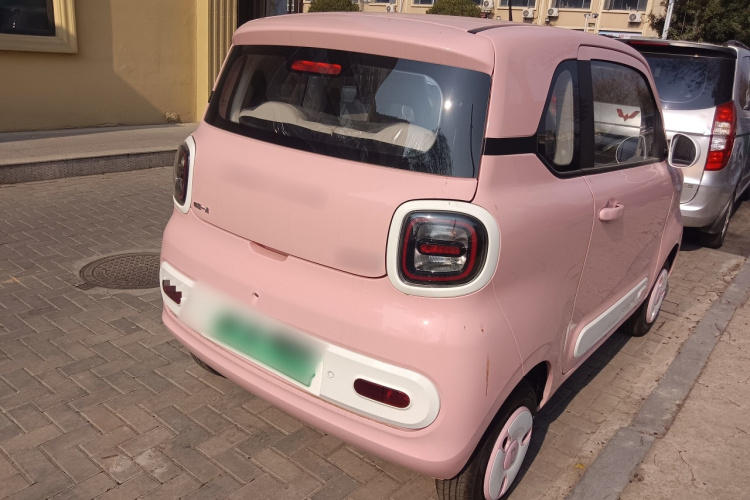 奔腾小马 2026款 222km 炫彩马车身外观7