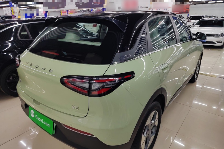 吉利银河 星愿 2025款 UP 410km 探索+版车身外观7