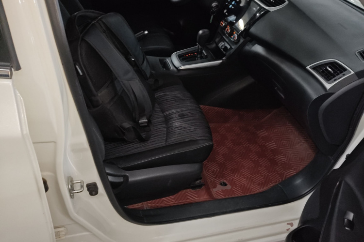 日产 轩逸 2022款 经典 1.6XE CVT舒适版局部细节41