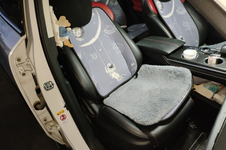 长安CS55PLUS 2022款 第二代 1.5T DCT尊贵型局部细节41