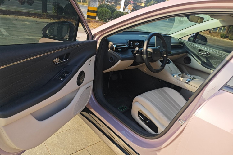 埃安 AION RT 2025款 650激光雷达版中控内饰20