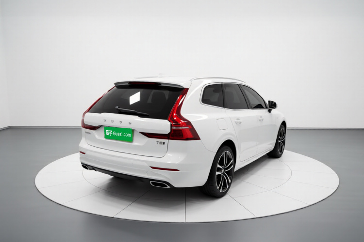 沃尔沃XC60 2021款 T5 四驱智远豪华版车身外观7