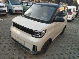 五菱汽车 宏光MINIEV 2022款 GAMEBOY 200km 玩咖款 磷酸铁锂