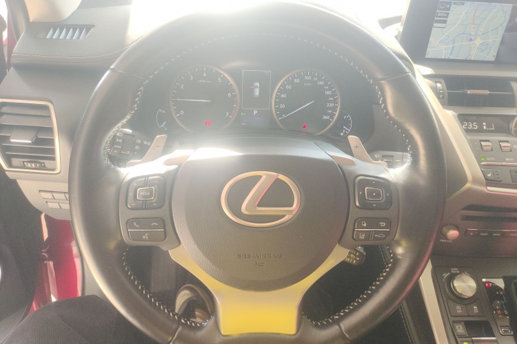 雷克萨斯NX 2020款 200 全驱 锋尚版 国VI局部细节13