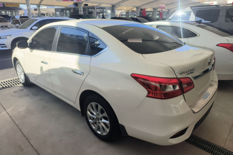 日产 轩逸 2024款 经典 1.6XE CVT舒适版车身外观6003