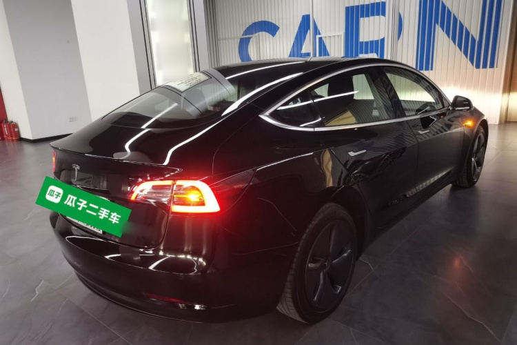 特斯拉 Model 3 2020款 改款 标准续航后驱升级版车身外观7