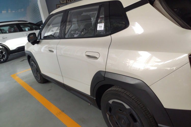 东风纳米 纳米06 2025款 471 Ultra车身外观4