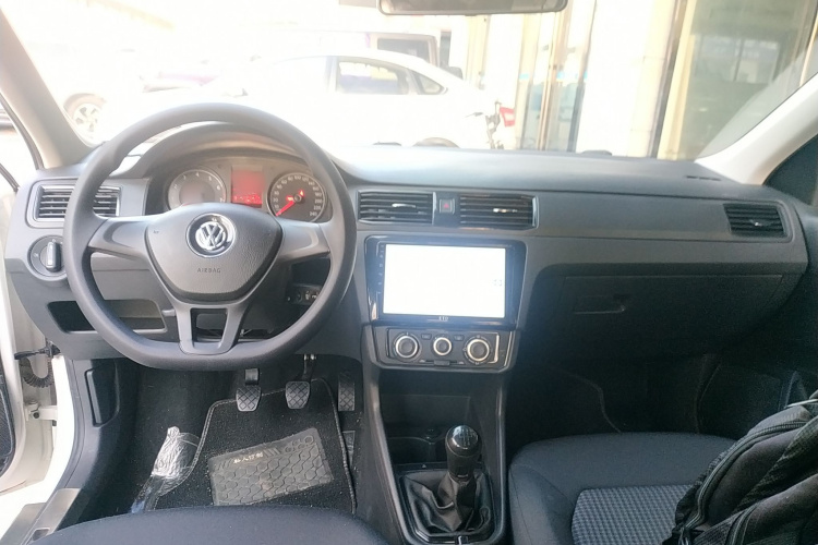 大众 桑塔纳 2018款 1.5L 手动风尚版中控内饰7002