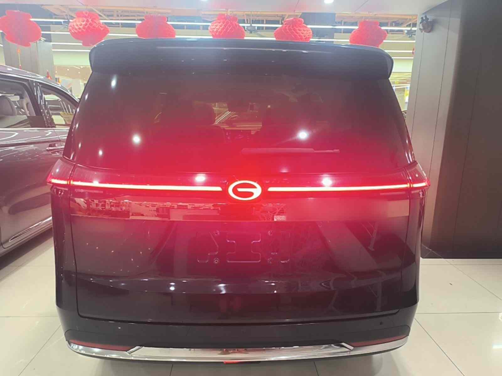 广汽传祺 传祺E8新能源 2024款 150km MAX(3)